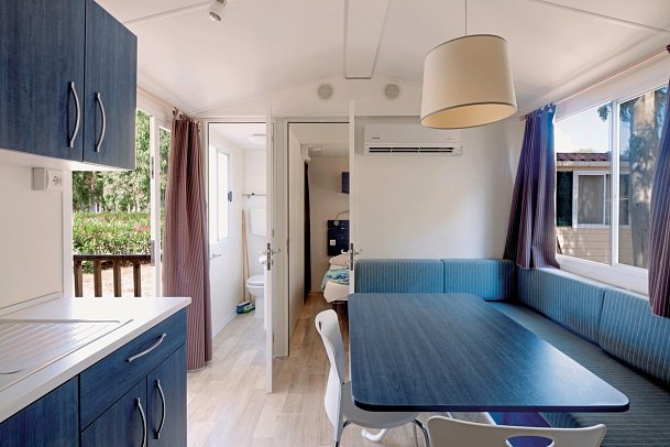 Baia Holiday Laguna Blu - Wohnbeispiel Mobilheim Blu Romantic (Zimmercodierung CB1)