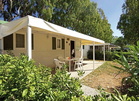 Baia Holiday Isuledda - Wohnbeispiel Mobilheim Baia Comfort (Zimmercodierung CB2)