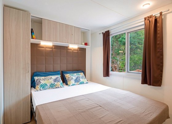 Baia Holiday Isuledda - Wohnbeispiel Mobilheim Baia Sardinia (Zimmercodierung CB4)