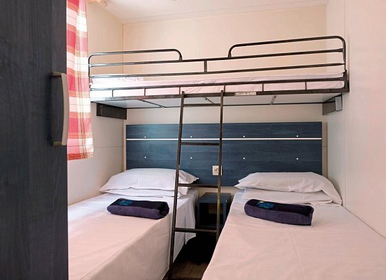 Camping S'Ena Arrubia (by Happy Camp) - Wonbeispiel Mobilheim Happy Easy (Zimmercodierung CG1)