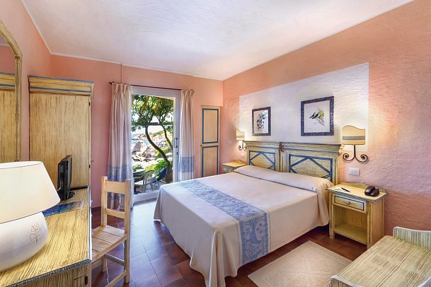 Grand Hotel Smeraldo Beach - Wohnbeispiel Doppelzimmer seitl. Meerblick (Zimmercodierung D1N)