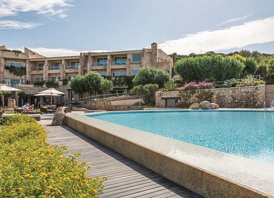 L'Ea Bianca Luxury Resort