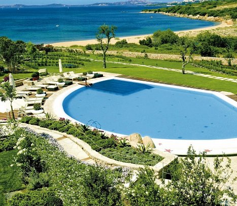 L'Ea Bianca Luxury Resort