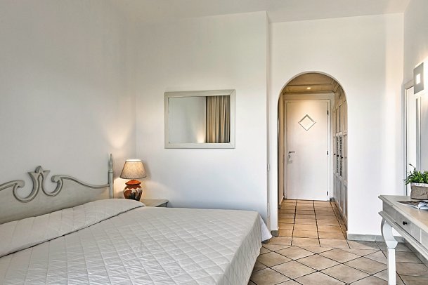 Grand Hotel in Porto Cervo - Wohnbeispiel Doppelzimmer Classic Meerblick (Zimmercodierung D1M)