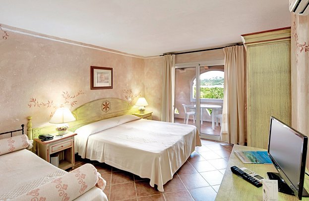 Colonna Beach Hotel - Wohnbeispiel DZ Meerblick mit Balkon