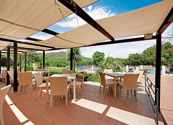 Colonna Beach Hotel & Residence