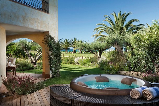 Abi d`Oru Beach Hotel & Spa