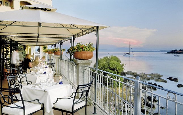 Gabbiano Azzurro Hotel & Suites