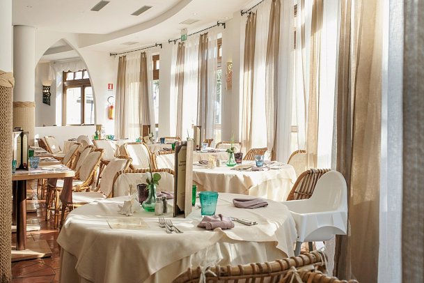 Hotel Resort & SPA Baia Caddinas