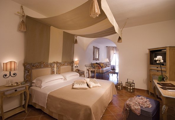 Grand Hotel Colonna Capo Testa - Wohnbeispiel Junior Suite