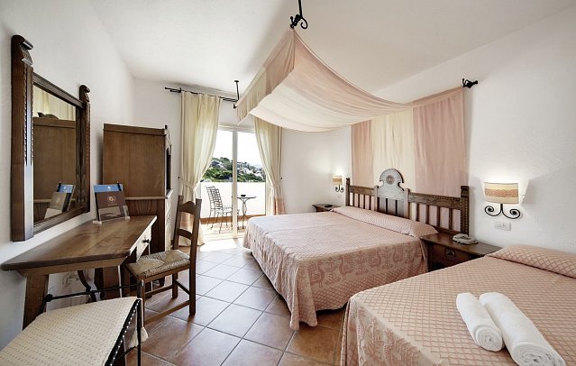 Grand Hotel Colonna Capo Testa - Wohnbeispiel Doppelzimmer Superior (Zimmercodierung DSN)
