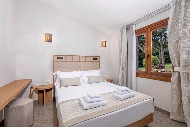 Myo Hotel Rocce Sarde - Wohnbeispiel Juniorsuite Meerblick (Zimmercodierung J1M)