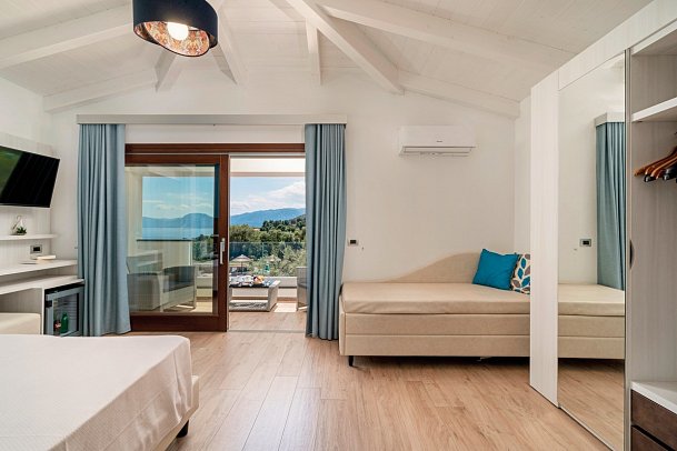 Hotel I Ginepri - Wohnbeispiel Doppelzimmer Superior Meerblick (Zimmercodierung DSM)