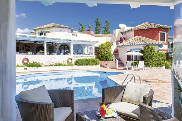 Stefania Boutique Hotel by the Beach