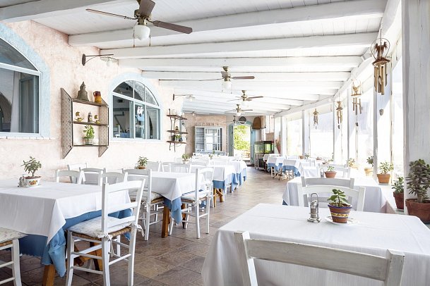 Stefania Boutique Hotel by the Beach - Restaurant