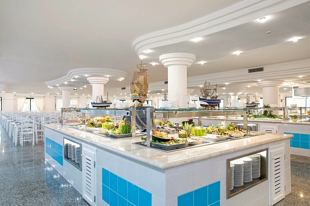 Club Hotel Marina Beach