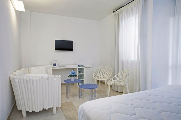 Sentido Tirreno Resort - Wohnbeispiel Familienzimmer (Zimmercodierungen FB1 & JB1)
