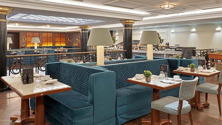 The One Monumental Palace - THE MEZZANINE RESTAURANT