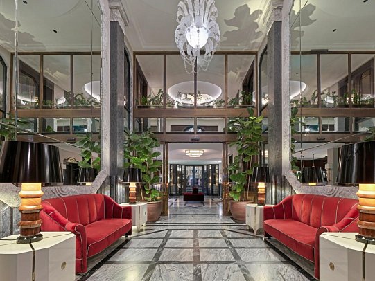 The One Monumental Palace - Lobby