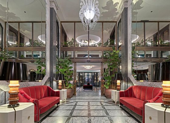 The One Monumental Palace - Lobby