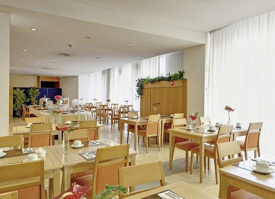 TRYP by Wyndham Porto Centro