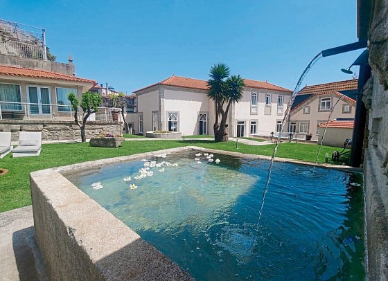 OCA Flores & Vitória Village Hotel