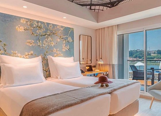 Pestana Douro Riverside - Wohnbeispiel Doppelzimmer Flussblick (Zimmercodierung DB1)