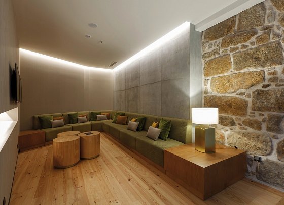 Neya Porto