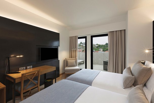 Neya Porto - Wohnbeispiel Doppelzimmer Superior (Zimmercodierung DS1)