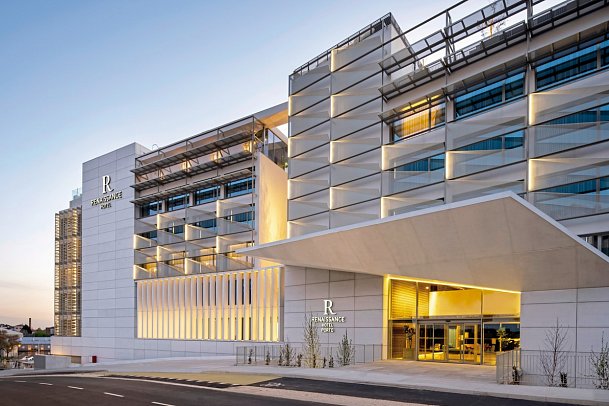 Renaissance Porto Lapa Hotel