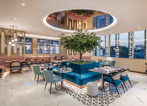 Renaissance Porto Lapa Hotel