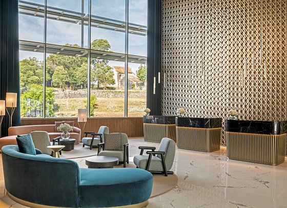 Renaissance Porto Lapa Hotel