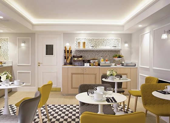 Hotel Pastel Paris