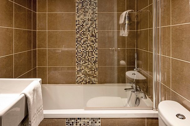 Hôtel Victoria - Wohnbeispiel Doppelzimmer Standard (Zimmercodierung DG1)