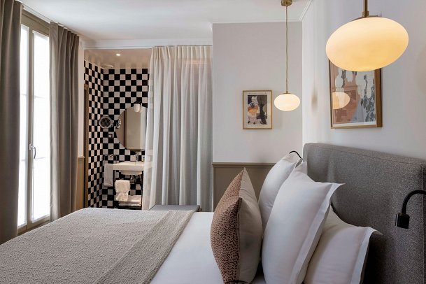 Le Petit Beaumarchais Hotel & Spa - Wohnbeispiel Doppelzimmer Superior (Zimmercodierung DS1)