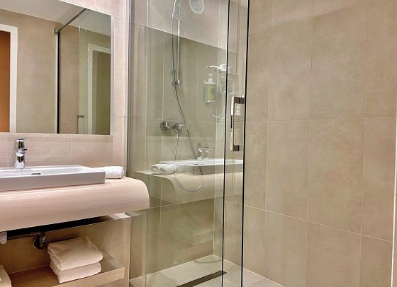 Hotel Central Saint-Germain - Wohnbeispiel (Zimmercodierungen DB1, EB1, TB1 & RB1)