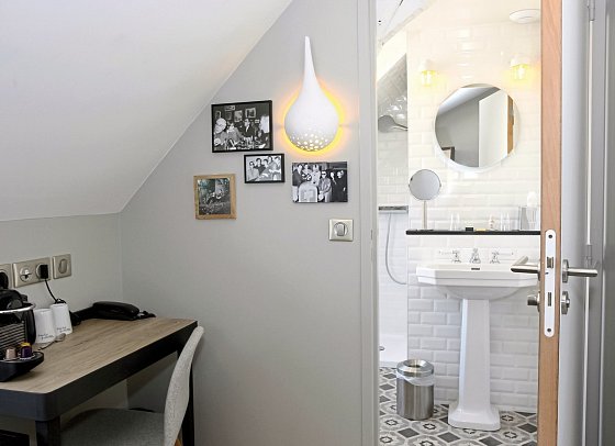 Hôtel Littéraire Marcel Aymé BW Premier Collection - Zimmercodierung DG1