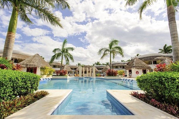 Grand Riviera Princess