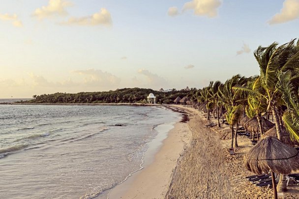 Grand Palladium Colonial Resort & Spa