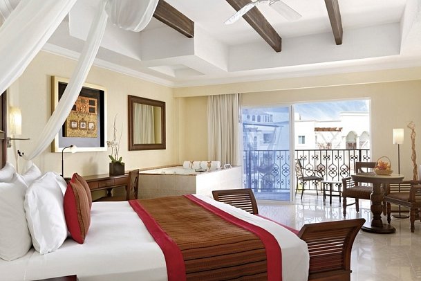 Hyatt Vivid Playa del Carmen