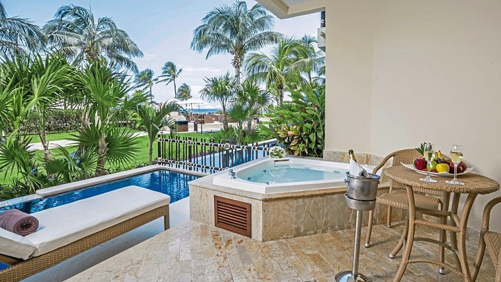 Dreams Riviera Cancun Resort & Spa