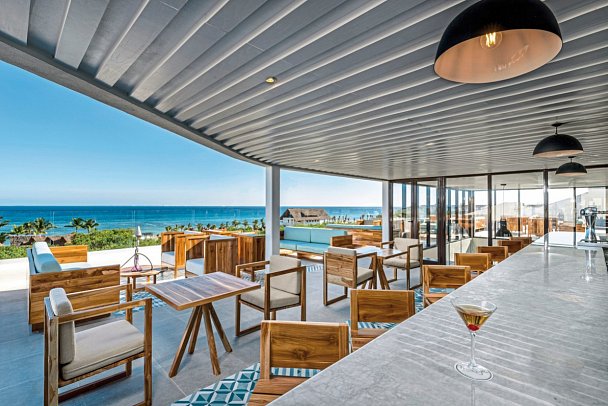 Ocean Riviera Paradise