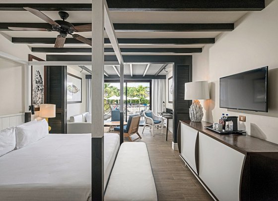 Ocean Riviera Paradise - Wohnbeispiel El Beso Juniorsuite Swim Up (Zimmercodierung JBQ)