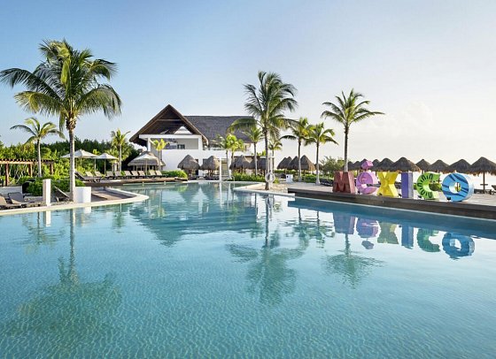 Ocean Riviera Paradise