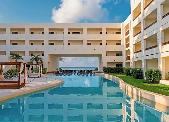 Dreams Puerto Morelos Resort & Spa