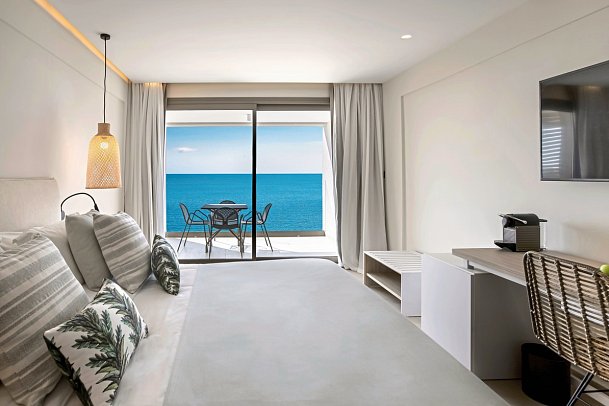 Mare Village Paphos - Wohnbeispiel Doppelzimmer Meerblick (Zimmercodierung DBM)