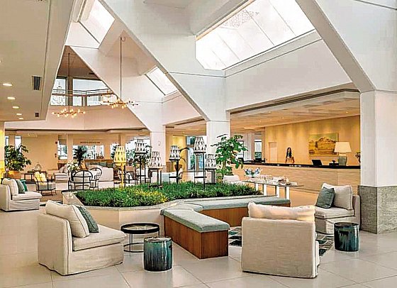 Leonardo Plaza Cypria Maris Beach Hotel & Spa