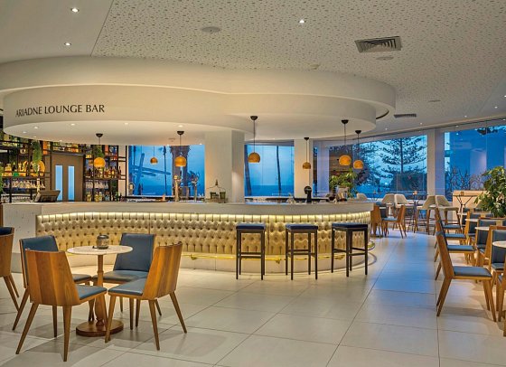 Leonardo Plaza Cypria Maris Beach Hotel & Spa