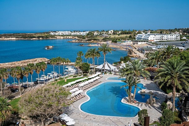 Coral Beach Hotel & Resort