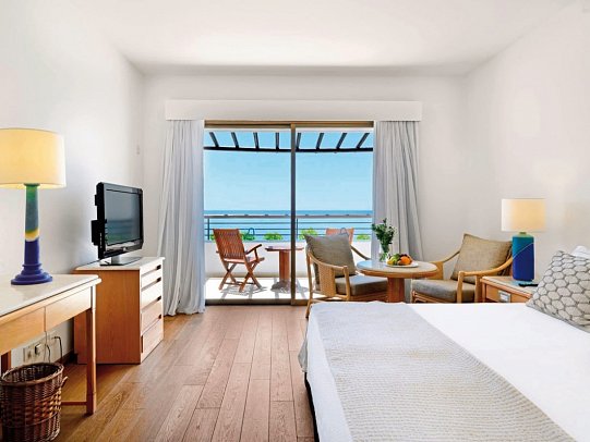 Coral Beach Hotel & Resort - Wohnbeispiel Doppelzimmer Meerblick (Zimmercodierung DBM)